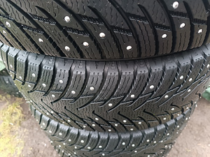 195/65 R15 HANKOOK, NANKANG,CONTINENTAL (2 foto / 10)