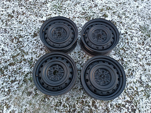 5X100 15" & 16" TOYOTA AVENSIS (1 foto / 10)