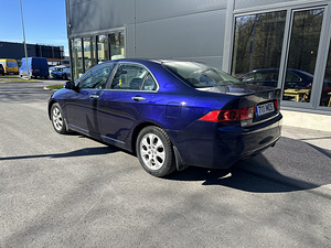 Honda Accord 2.0 114kw ÜV 03/24 (3 foto / 10)