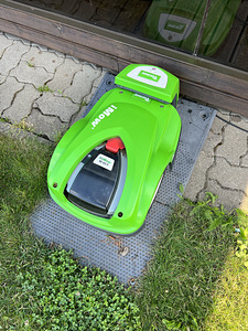 Robotniiduk iMow MI 422 P + laadimisjaam (1 foto / 1)