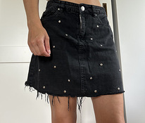 Потертая черная джинсовая юбка с заклепками, S/M