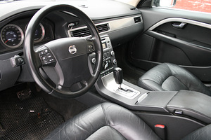 2010 Volvo s80 2.4d 151kw summum (6 foto / 13)