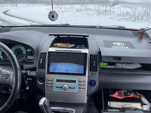 Toyota Corolla Verso (8 foto / 14)