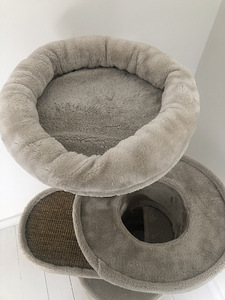 Кошачий домик (2 фото из 2)