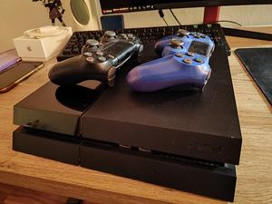 PlayStation 4 500gb (2 foto / 4)