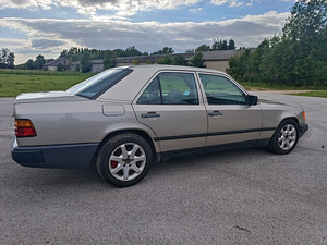 Мерседес бенц w124 om606 (5 фото из 11)