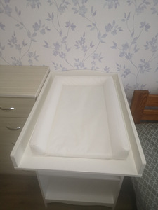Mähkimislaud madratsiga (2 foto / 3)