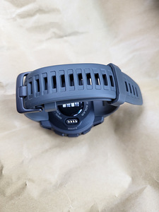 Garmin instinct solar (1 foto / 3)