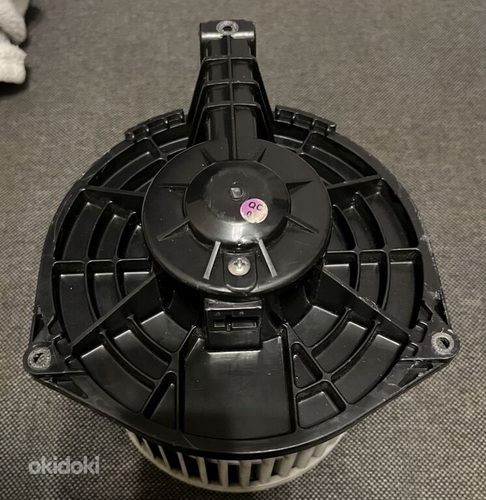 Honda Civic VIII hatchback OEM salongiventilaator