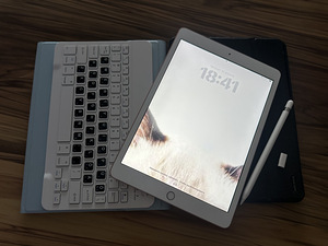 iPad 7 (1 фото из 2)