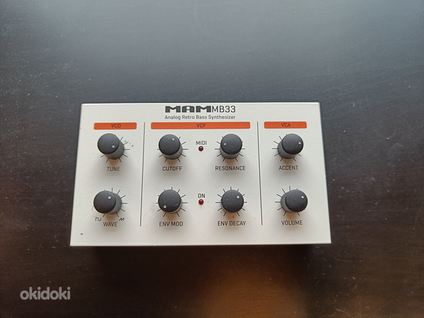 MAM MB33 — аналоговый ретро-бас-синтезатор (клон TB-303) (фото #1)