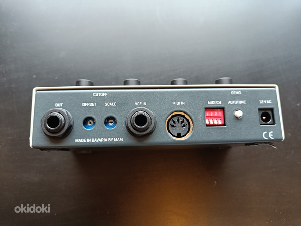 MAM MB33 Analog Retro Bass Synthesizer (TB-303 Clone) (foto #2)