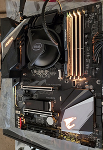 Emaplaat Gigabyte Z390 AORUS Pro Intel LGA 1151 v2 (2 foto / 2)