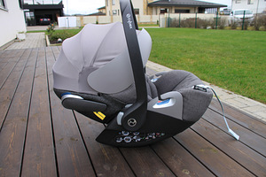 Cybex Cloud Z i-size Manhattan Grey Plus turvahäll (6 foto / 10)