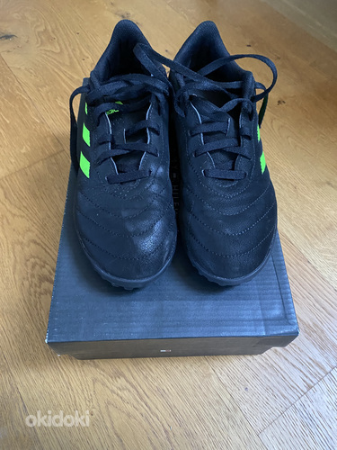 Adidas jalka välibuutsad 38 nr