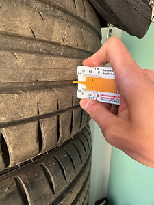 225/40ZR18 - Michelin Pilot Sport 4 (5 foto / 5)