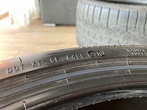 Lamellrehvid Pirelli SottoZero 285/35R20 (5 foto / 5)