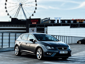 SEAT Leon FR (2 foto / 15)