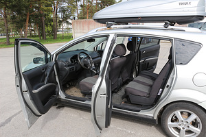 Toyota corolla verso (2 foto / 15)