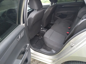 Skoda fabia 1.4 diisel (9 foto / 11)