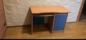 Kirjutuslaud (2 foto / 6)