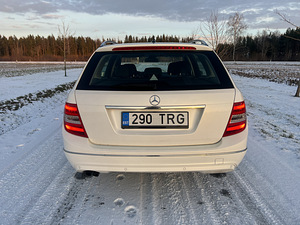 Mercedes-Benz C 200 Avantgarde 2.1 100kW (4 foto / 11)