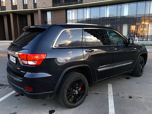 Jeep Grand Cherokee SRT-style 3,6l (3 foto / 13)