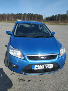Ford Focus (1 foto / 5)
