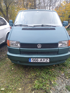 Vw Multivan T4 1.9 tdi (2 foto / 3)