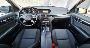 Mercedes-Benz C 200 Premium Facelift 2.1 100kW (9 foto / 15)