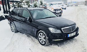 Mercedes-Benz C 200 Premium Facelift 2.1 100kW (2 foto / 15)