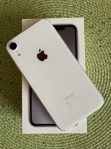 iPhone XR 128GB (2 foto / 2)