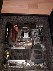 EVGA Z590 Dark intel i7 11700k + Corsair Dominator Platinum (3 foto / 6)