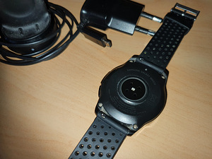 Nutikell Samsung Galaxy Watch 42mm (SM-R815F) (2 foto / 4)