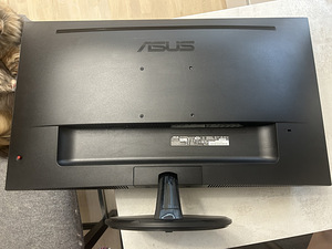 Monitor Asus VP28U 28" 3840x2160 (4K UltraHD) (2 foto / 5)