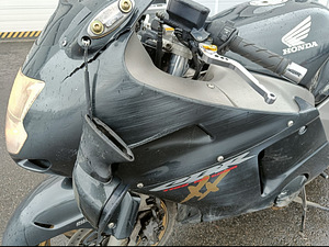 Honda cbr 1100xx (8 foto / 10)