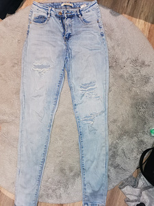 Комплект женской одежды S, S-M. Обувь 39. Итого 15€ (2 фото из 7)