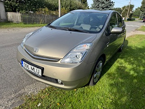Toyota Prius 2009 182500km (6 foto / 9)