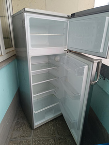 Холодильник Beko (2 фото из 2)