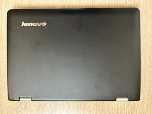 Lenovo YOGA 300-11IBY — kompaktne 11,6-tolline sülearvuti-transformer (1 foto / 7)