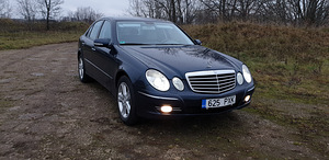 Mercedes-Benz E320 CDI (2 foto / 14)