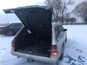 MERCEDES-BENZ E300 TURBODIESEL, 124T (7 foto / 8)