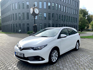 AUTORENT TALLINNAS (7 foto / 8)
