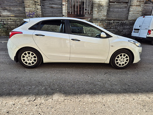Rent auto / Rent a car / DIZEL / 2015a. (3 foto / 10)