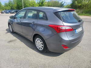 Авто в аренду / Аренда авто / 2015 г. / Дизель (5 фото из 10)