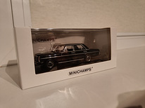 Mercedes-Benz W115 1:43 Minichamps