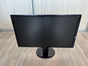 BenQ monitor 27" (1 foto / 3)