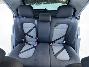 Skoda fabia (12 foto / 12)