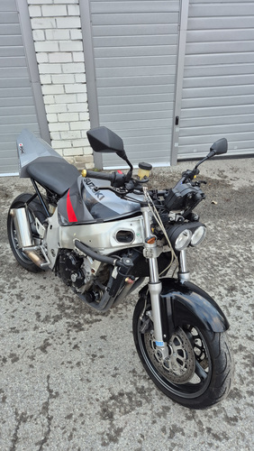 SUZUKI GS-X600R STREET