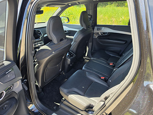 Volvo XC90 Inscription D5 AWD TOP VARUSTUS (5 foto / 14)